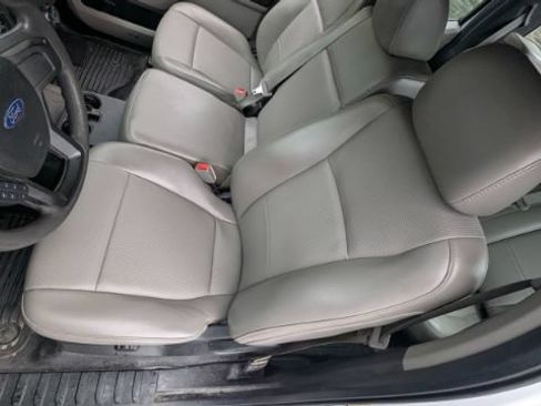 Used 2018 Ford F250 XL w/ Power Equipment Group AWD/4WD image 15