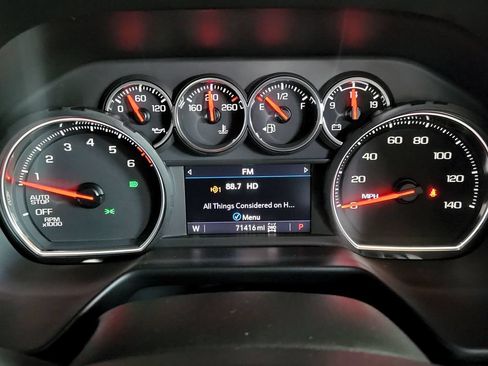 Used 2021 Chevrolet Tahoe Z71 w/ Luxury Package AWD/4WD image 30