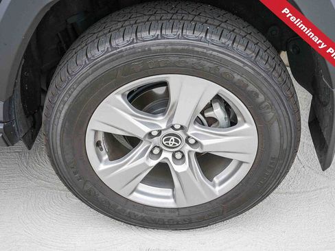 Used 2024 Toyota RAV4 XLE FWD image 10