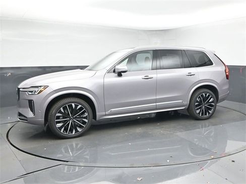 New 2026 Volvo XC90 B6 Plus w/ Protection Package Premier image 4