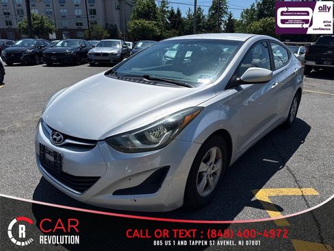 Used 2016 Hyundai Elantra SE FWD image 2