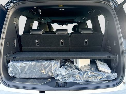 New 2026 INFINITI QX80 Autograph w/ Premium Cargo Package AWD/4WD image 29