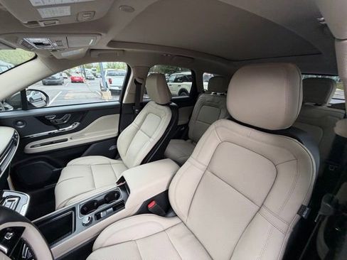 New 2026 Lincoln Corsair Reserve image 11