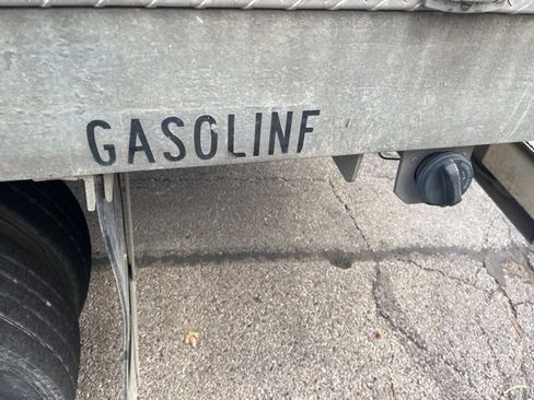 Used 2009 Ford F450 XL image 8