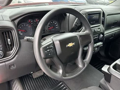 Used 2023 Chevrolet Silverado 1500 Custom AWD/4WD image 18