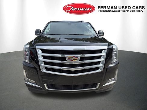 Used 2020 Cadillac Escalade 2WD image 12