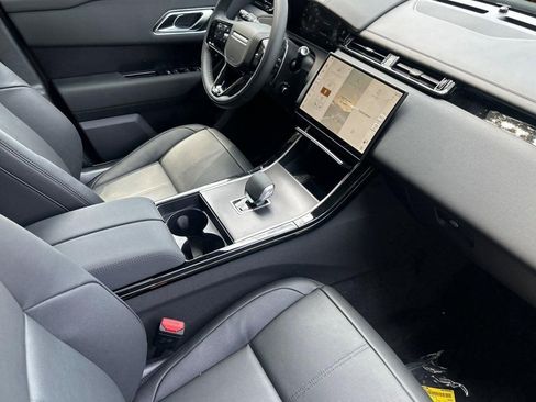 New 2026 Land Rover Range Rover Velar Dynamic SE AWD/4WD image 27