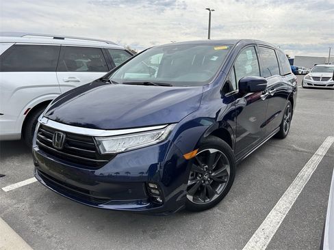 Used 2024 Honda Odyssey Elite image 4