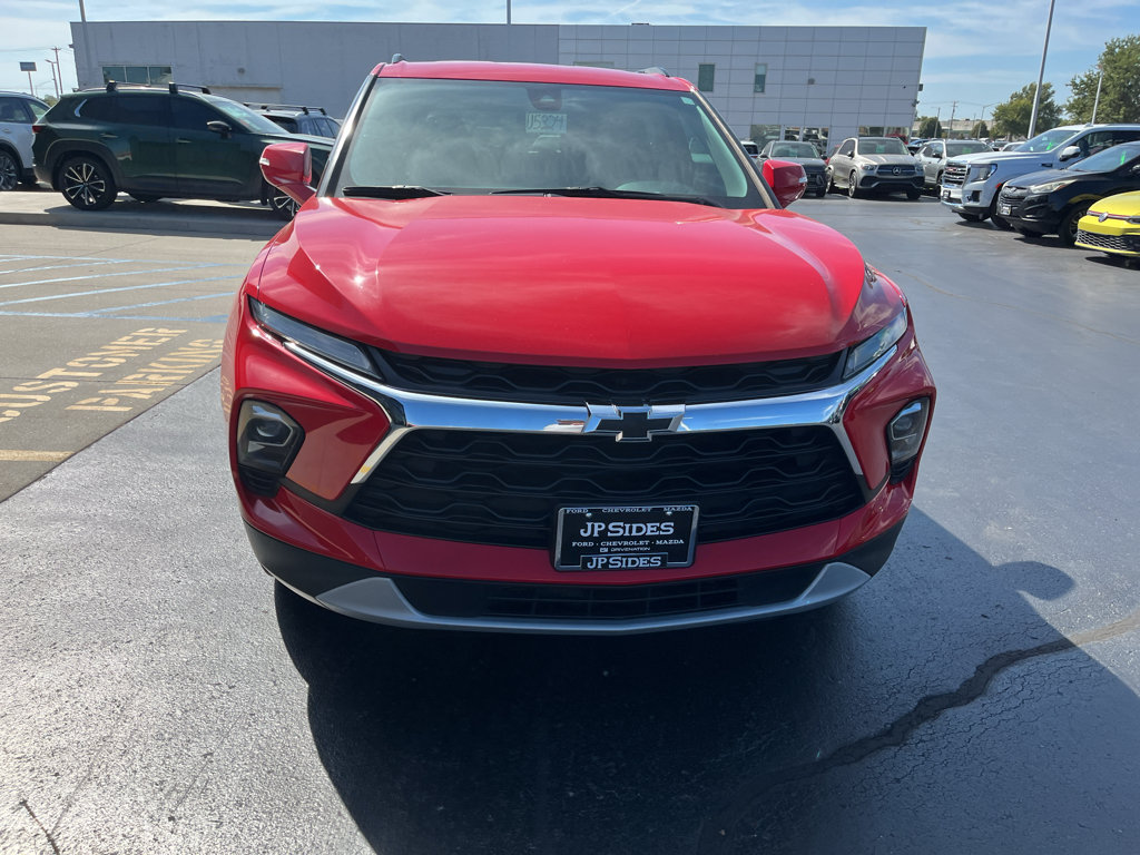 Used 2023 Chevrolet Blazer LT FWD image 5