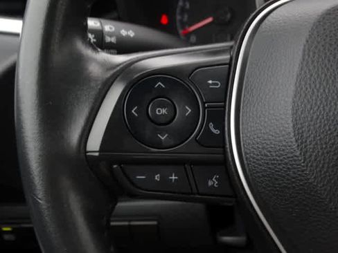 Certified 2022 Toyota Corolla SE image 37