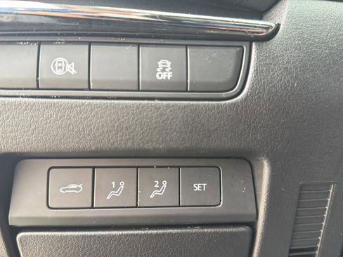 Used 2025 MAZDA MAZDA3 s FWD image 20