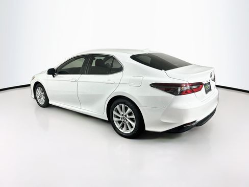 Used 2024 Toyota Camry LE FWD image 5