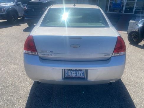 Used 2014 Chevrolet Impala LT w/ LT Sunroof Package image 6