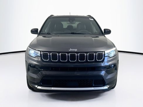 Used 2023 Jeep Compass Limited w/ Elite Group AWD/4WD image 2