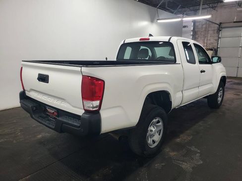 Used 2016 Toyota Tacoma SR5 RWD image 7