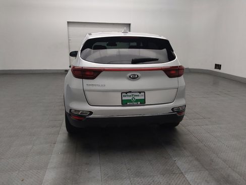 Used 2022 Kia Sportage LX image 6
