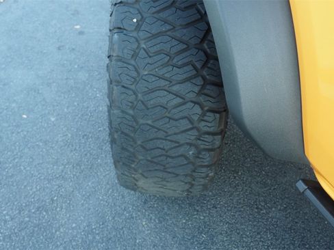 Used 2022 Ford Bronco Wildtrak image 8