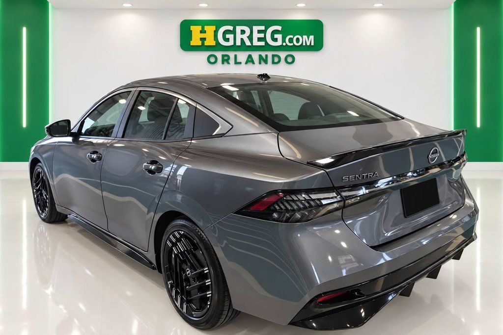 Used 2026 Nissan Sentra SR w/ Floor Mat Package FWD image 2