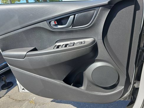 Certified 2023 Hyundai Kona SE AWD/4WD image 27