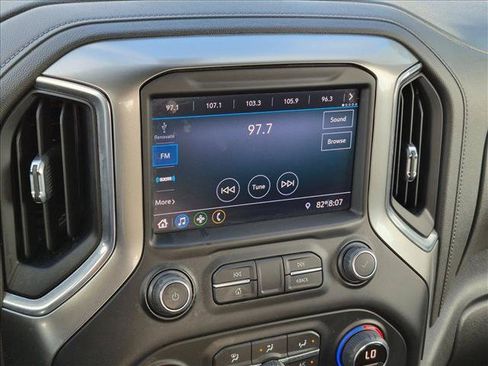 Used 2021 Chevrolet Silverado 1500 RST AWD/4WD image 11