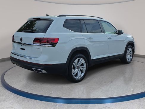 Used 2023 Volkswagen Atlas SE w/ Panoramic Sunroof Package AWD/4WD image 5