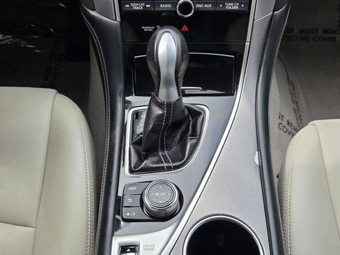 Used 2015 INFINITI Q50 w/ Moonroof Package RWD image 25