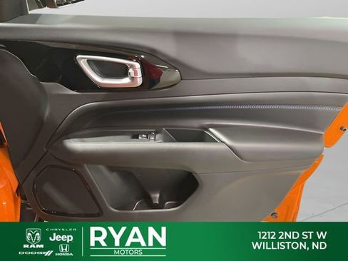 New 2026 Jeep Compass Latitude AWD/4WD image 40