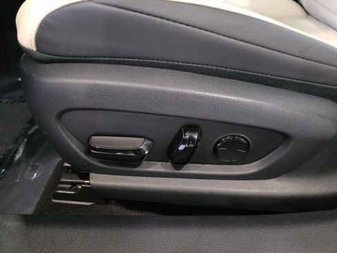 Certified 2025 Lexus ES 300h 300h w/ Premium Package image 29