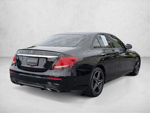 Used 2018 Mercedes-Benz E 300 image 5