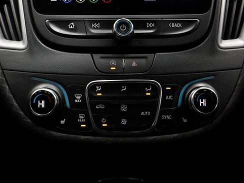 Used 2024 Chevrolet Malibu LT image 30