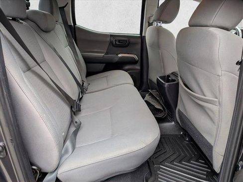 Used 2017 Toyota Tacoma SR5 w/ Tow Package image 20