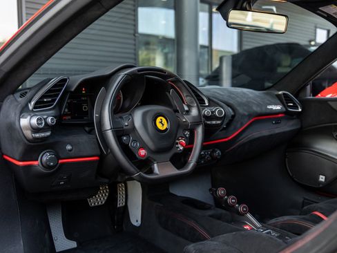 Used 2019 Ferrari 488 Pista Spider image 38