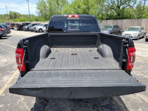 Used 2024 RAM 3500 Limited image 32