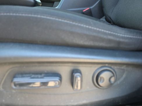 Used 2024 Honda CR-V EX image 11