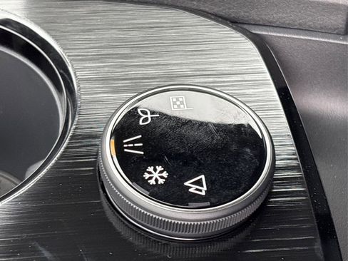 New 2026 Nissan Rogue SV image 31