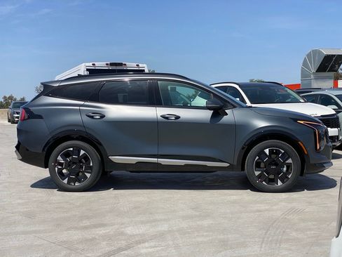 New 2026 Kia Sportage SX Prestige AWD/4WD image 2