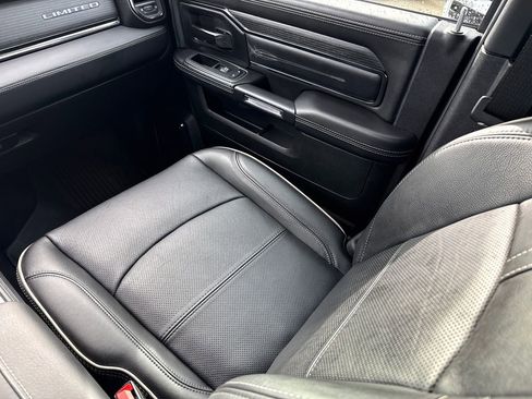 Used 2024 RAM 2500 Limited image 16