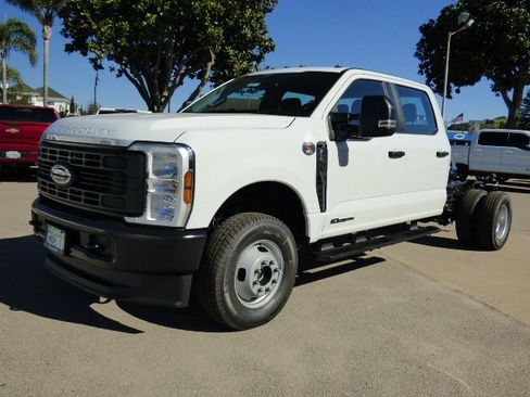 New 2026 Ford F350 XL image 7