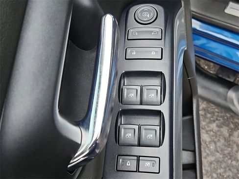 Certified 2018 Chevrolet Silverado 1500 LT w/ Texas Edition image 22