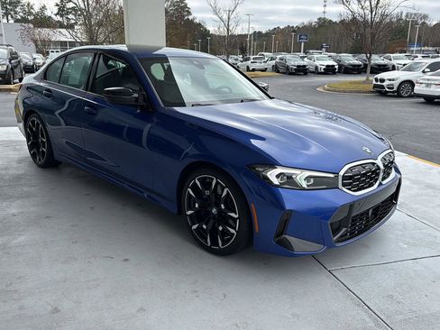 Used 2025 BMW M340i image 5