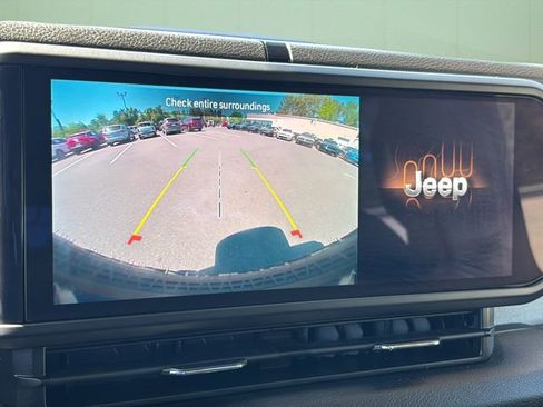 Certified 2024 Jeep Wrangler Unlimited Sport AWD/4WD image 19