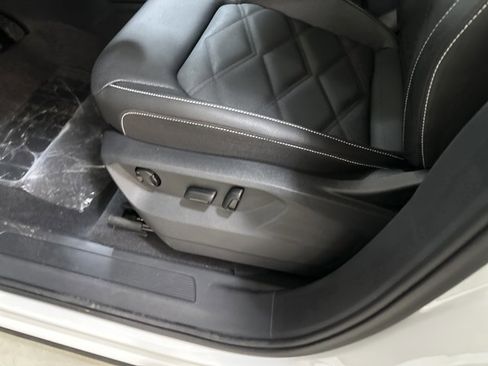 New 2026 Volkswagen Atlas SE image 16