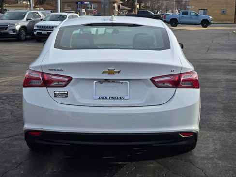 Used 2022 Chevrolet Malibu LT image 12