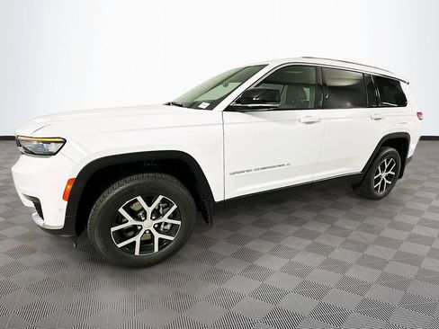 New 2025 Jeep Grand Cherokee L Limited w/ Luxury Tech Group II AWD/4WD image 27