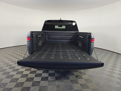 Used 2024 Rivian R1T Adventure AWD/4WD image 15