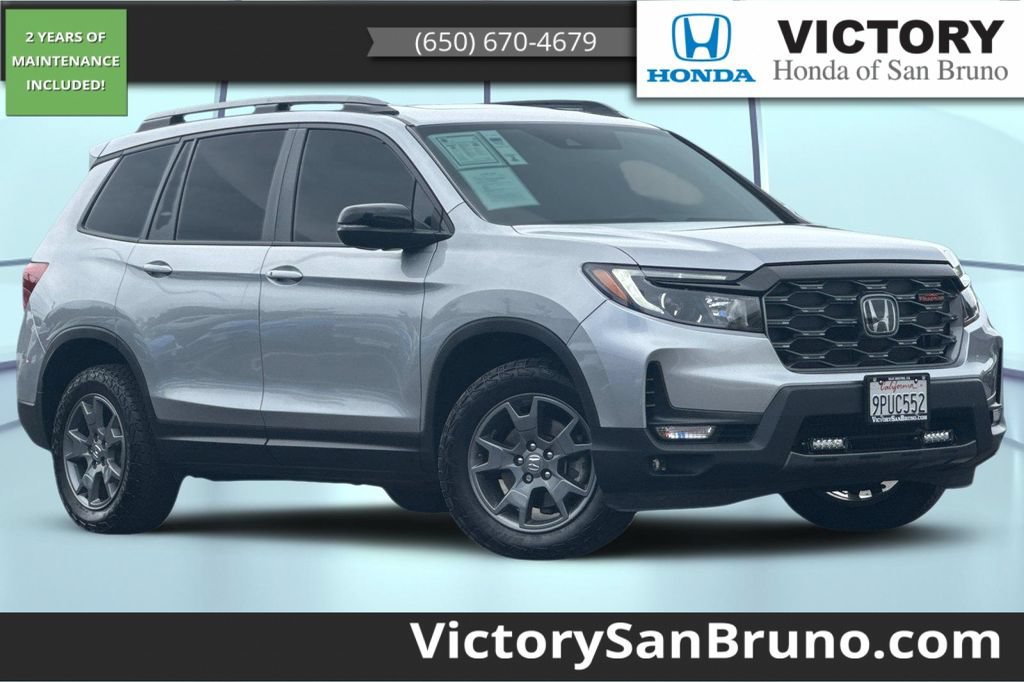 Used 2025 Honda Passport TrailSport image 1