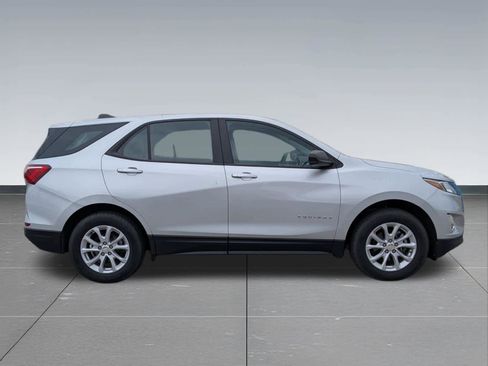 Used 2021 Chevrolet Equinox LS AWD/4WD image 7