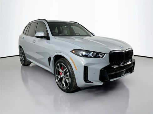 New 2026 BMW X5 xDrive40i w/ M Sport Package AWD/4WD image 3