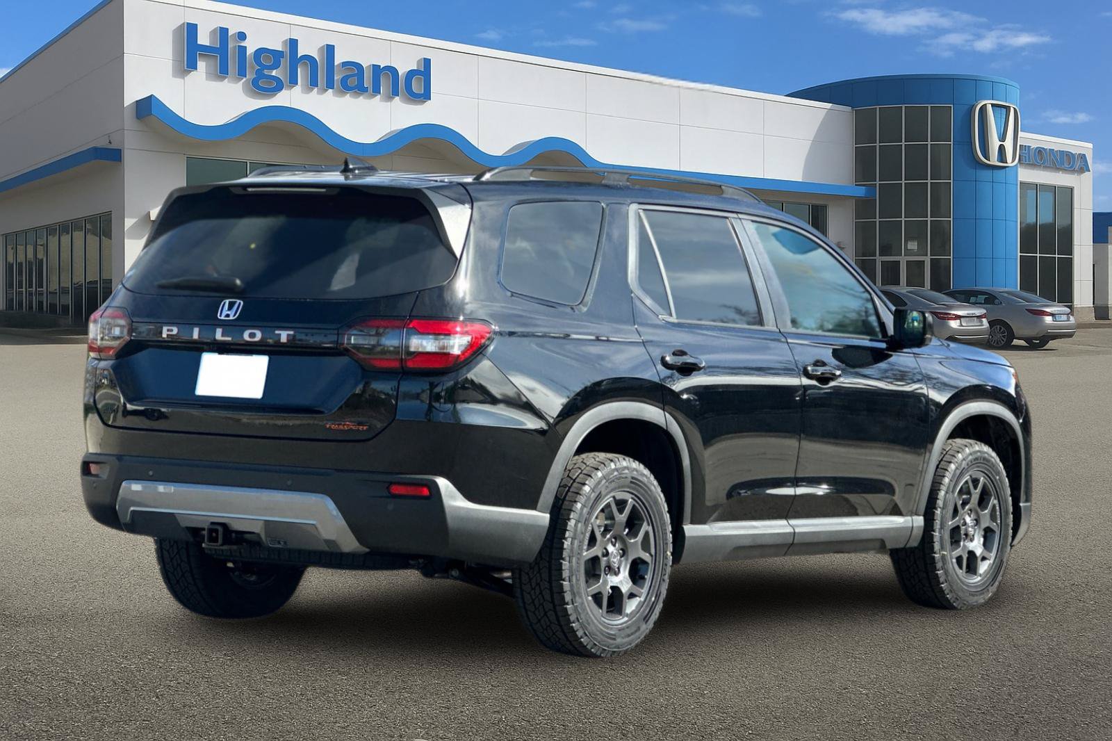 New 2026 Honda Pilot TrailSport image 5
