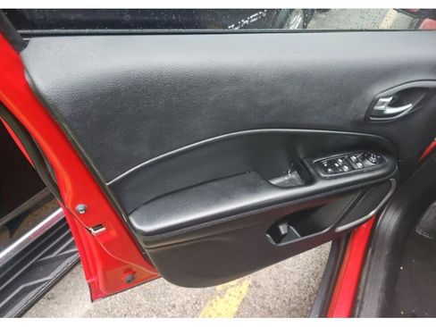 Used 2020 Jeep Compass Latitude image 26